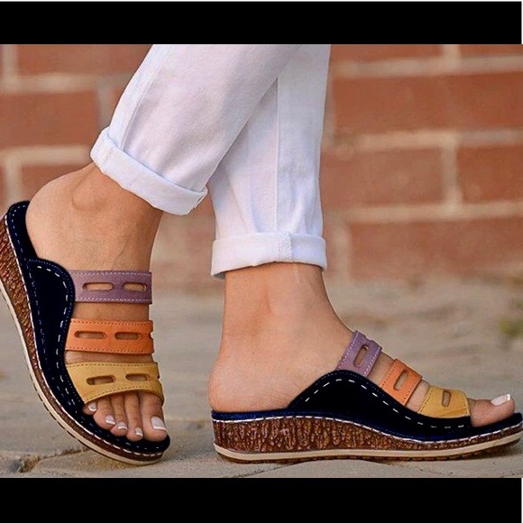 NWT Tri Color Bunion Corrector Sandals 8 - Picture 7 of 7